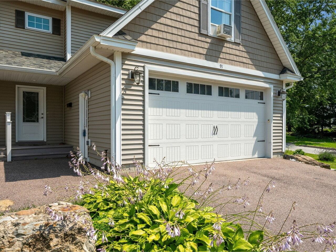 91 Messenger Street St. Albans, VT 05478 - Photo 9 of 44