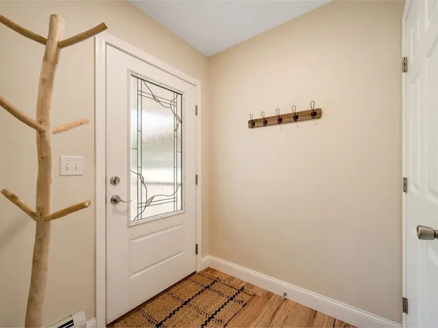 $369,900 | 91 Messenger Street, St. Albans, VT 05478