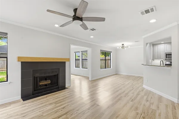 $2,100 | 2326 Dowd Lane, Austin, TX 78728