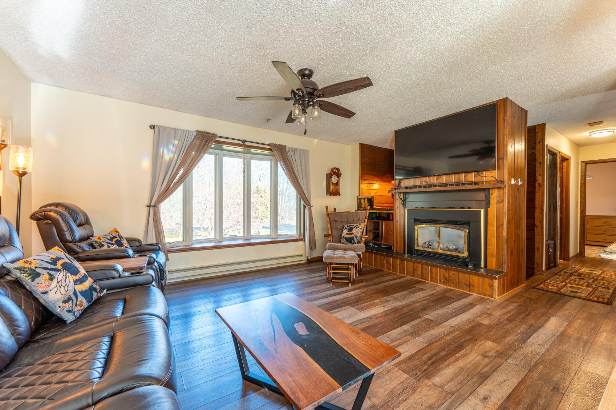 7728 Olaughlin Drive Eveleth, MN 55734 - Photo 6 of 41