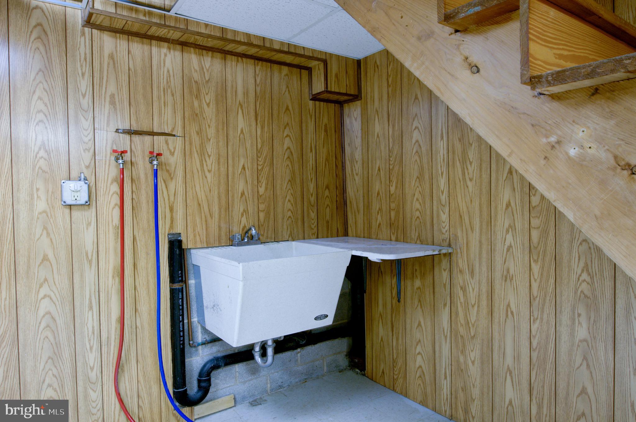 36 Rachael Road Dover, PA 17315 - Photo 32 of 47 Laundry area/ Slop Sink