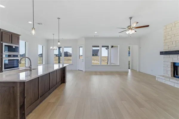$549,900 | 400 Texas Sage Trail, Weatherford, TX 76085