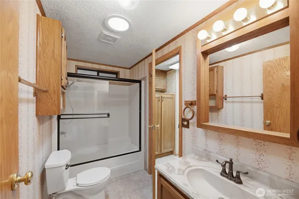 $215,000 | 1402 22nd Street Northeast, Unit 501, Auburn, WA 98002