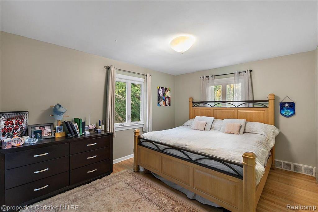 26335 Woodlore Road Franklin, MI 48025 - Photo 21 of 34