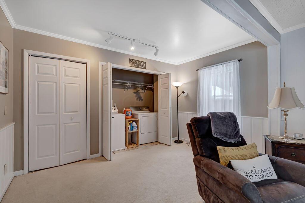 323 Carpenter Road Columbus, OH 43230 - Photo 12 of 54
