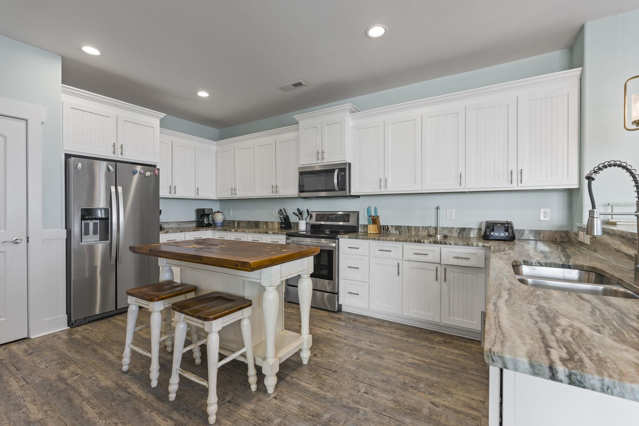 878 South Waccamaw Drive Murrells Inlet, SC 29576 - Photo 24 of 56