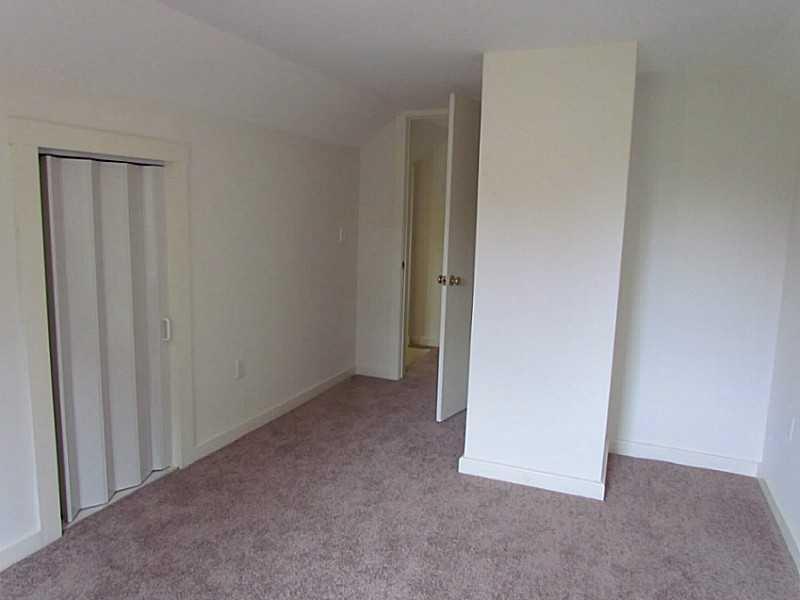 3676 Johnson Road Springfield, OH 45502 - Photo 10 of 12
