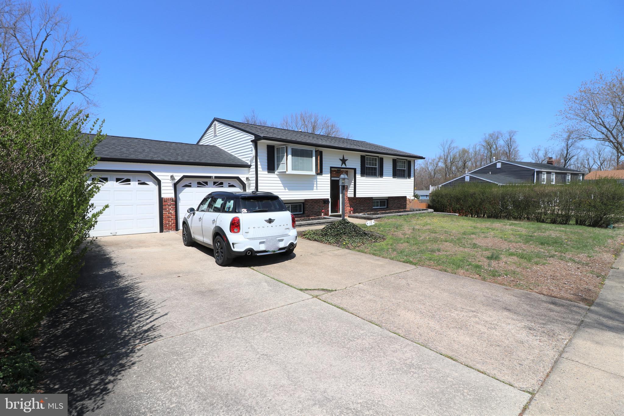 18 Constitution Road Clementon, NJ 08021 - Photo 2 of 20