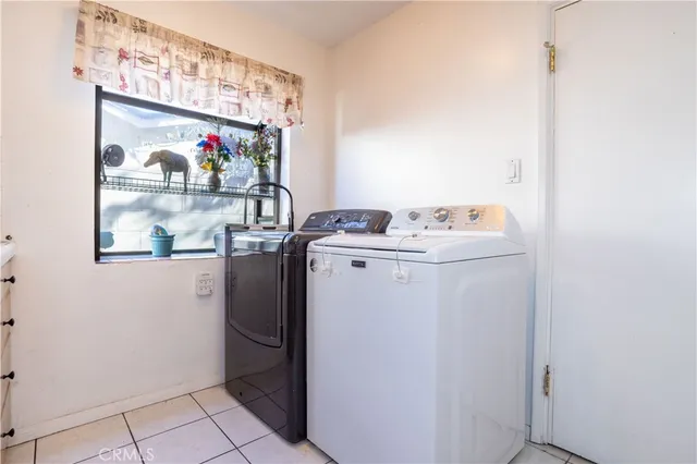 $999,999 | 12827 Covello Street, North Hollywood, CA 91605