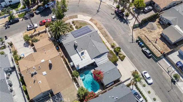 $999,999 | 12827 Covello Street, North Hollywood, CA 91605