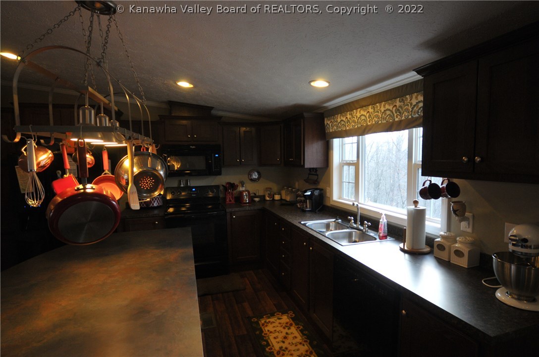 3357 Northfield Road Charleston, WV 25312 - Photo 8 of 26 Gallery Image 8