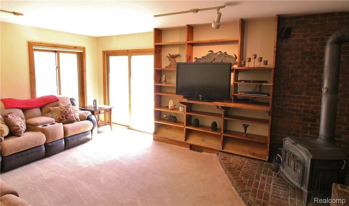 9970 Ellis Road Clarkston, MI 48348 - Photo 12 of 38 IMG_0738.JPG