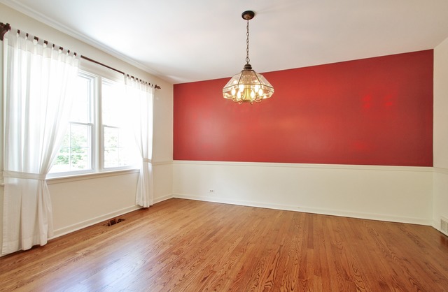 1728 Riverside Court Glenview, IL 60025 - Photo 4 of 18 a view of empty room with wooden floor and window