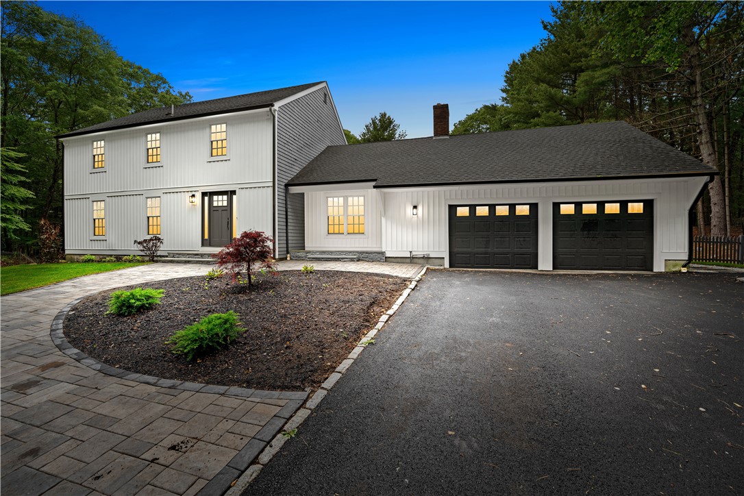 1575 Middle Road East Greenwich, RI 02818 - Photo 1 of 50 Gallery Image 1