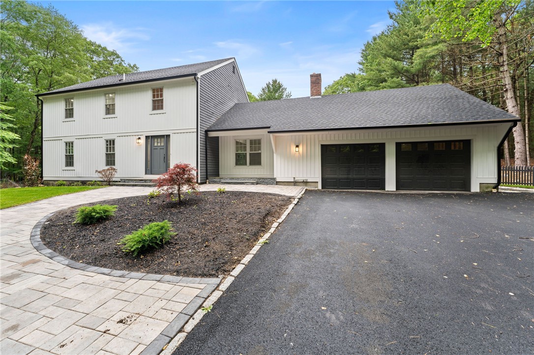 1575 Middle Road East Greenwich, RI 02818 - Photo 3 of 50 Gallery Image 3