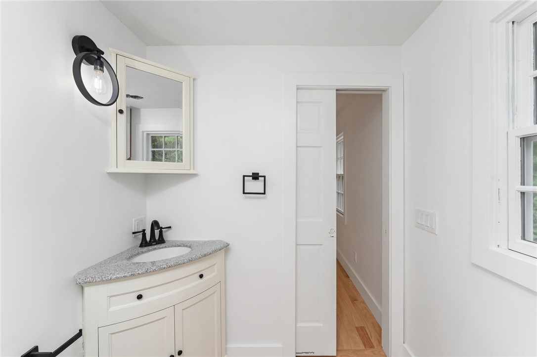 1575 Middle Road East Greenwich, RI 02818 - Photo 35 of 50 Gallery Image 35