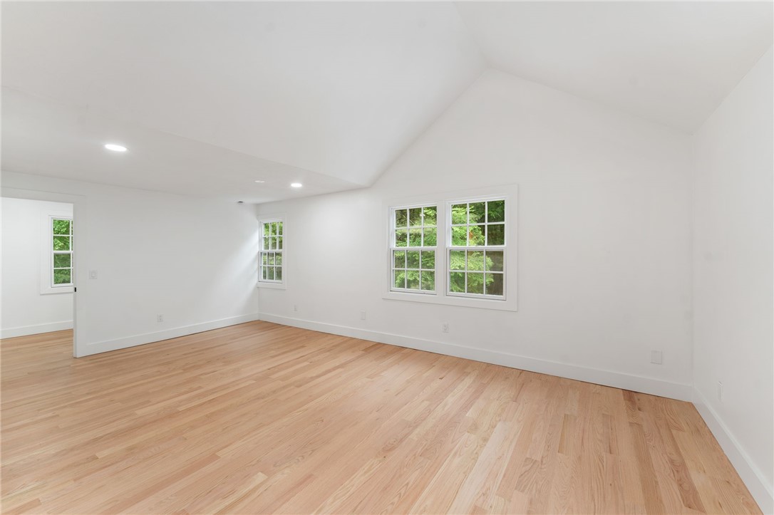 1575 Middle Road East Greenwich, RI 02818 - Photo 36 of 50 Gallery Image 36