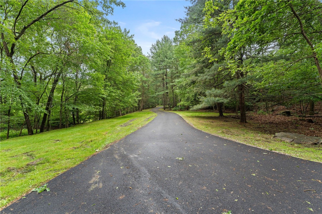 1575 Middle Road East Greenwich, RI 02818 - Photo 6 of 50 Driveway