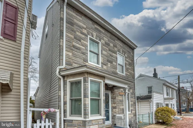 a view of a building