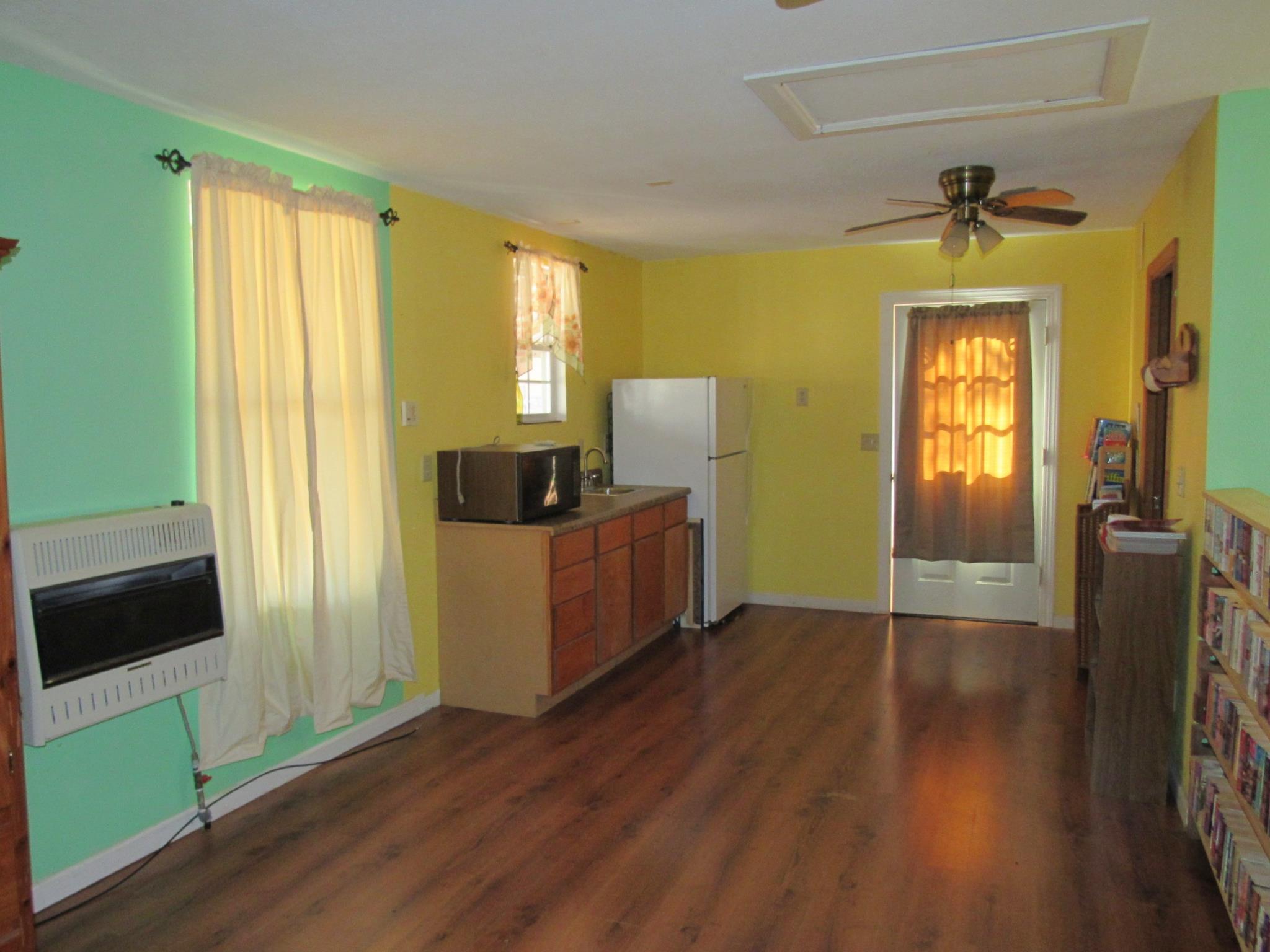 2486 Armstrong Road Linden, TN 37096 - Photo 24 of 30 Guest Cabin With Full bath