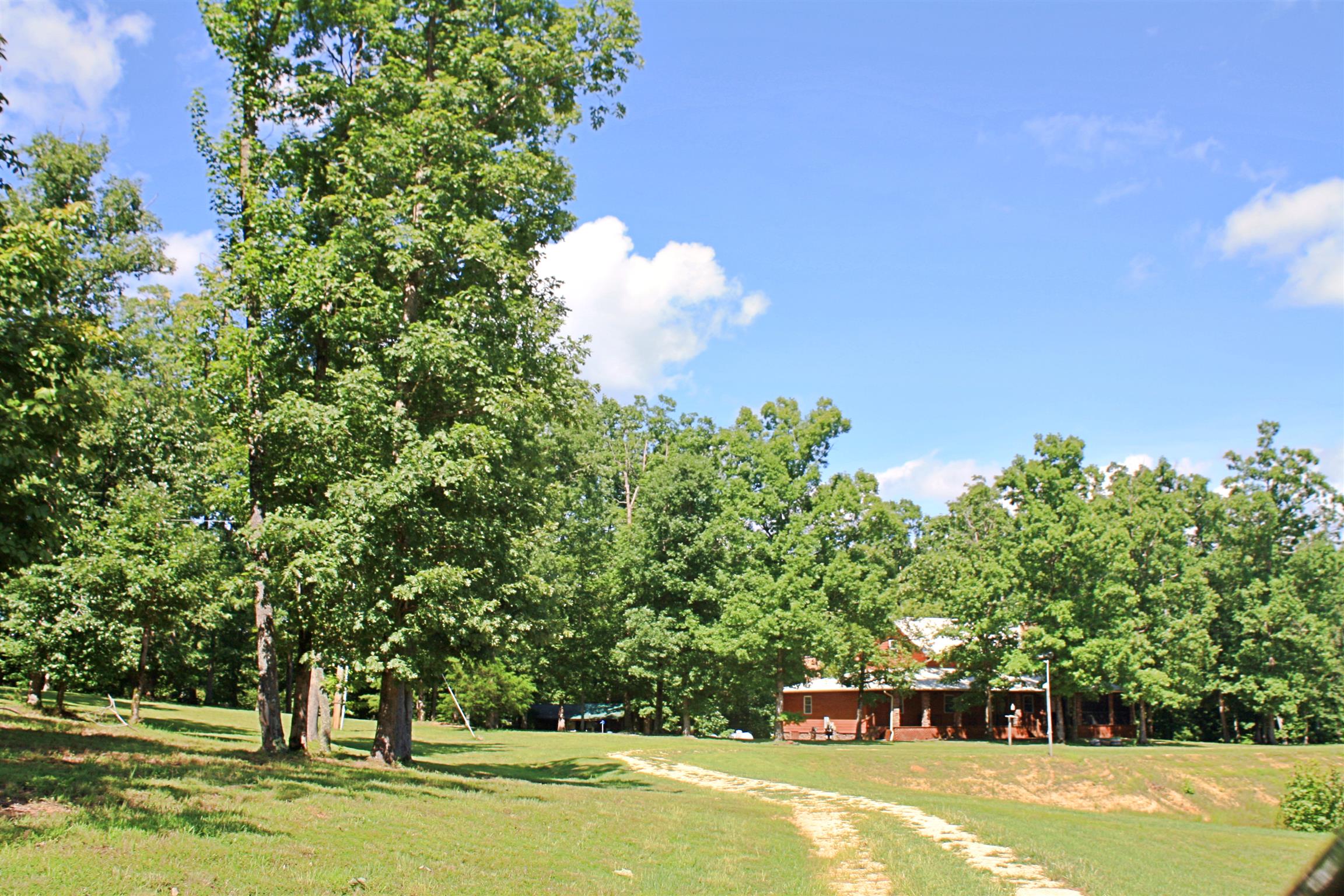 2486 Armstrong Road Linden, TN 37096 - Photo 6 of 30 Gallery Image 6