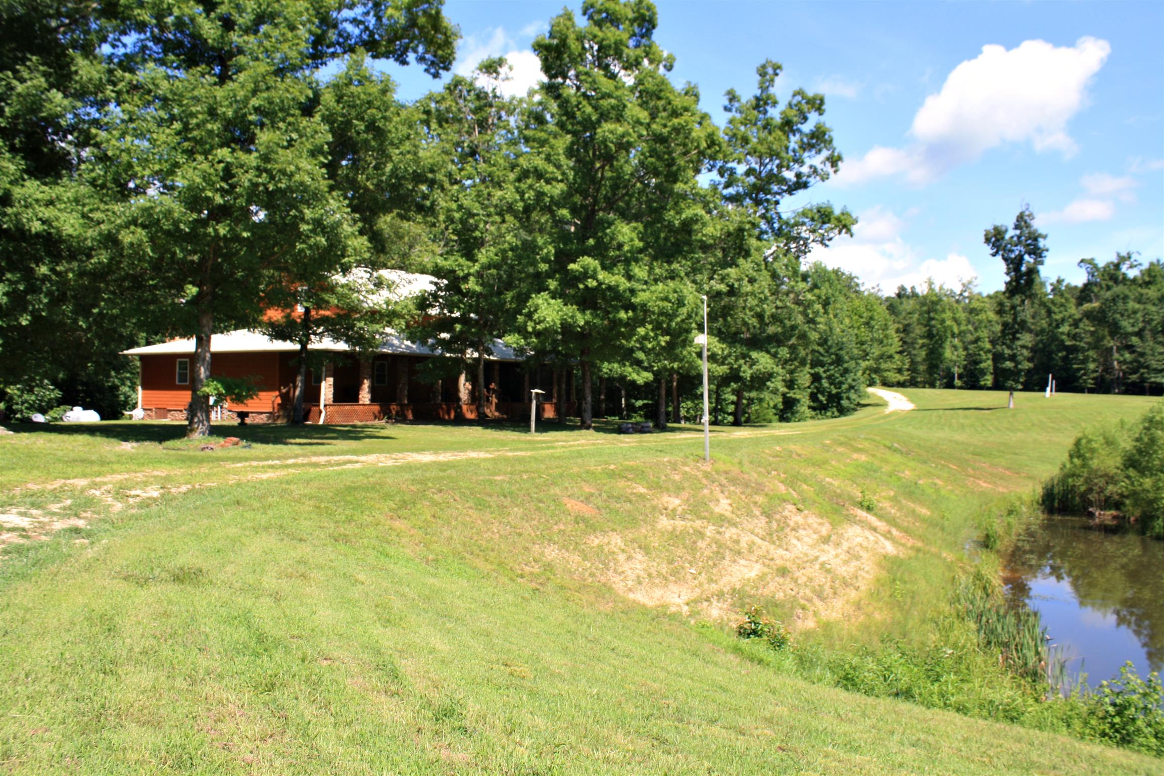 2486 Armstrong Road Linden, TN 37096 - Photo 7 of 30 Gallery Image 7