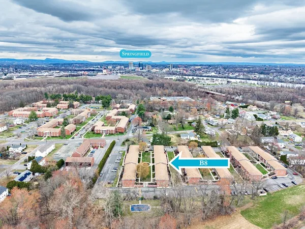 $215,000 | 418 Meadow Street, Unit 42, Agawam, MA 01001