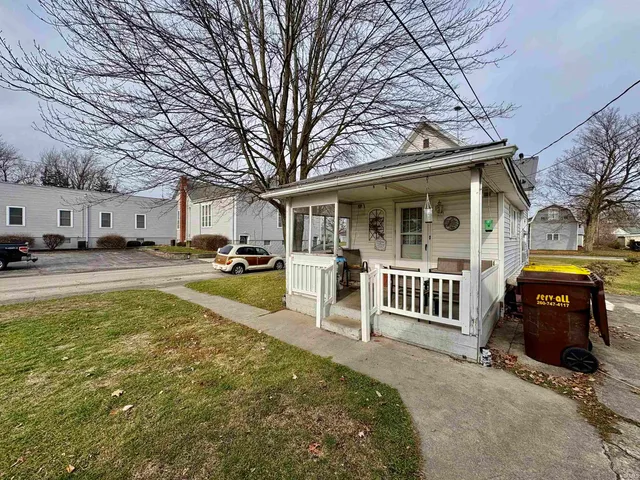$140,000 | 1128 West Cherry Street, Bluffton, IN 46714