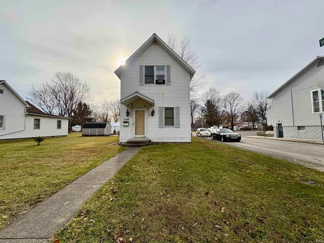 $140,000 | 1128 West Cherry Street, Bluffton, IN 46714