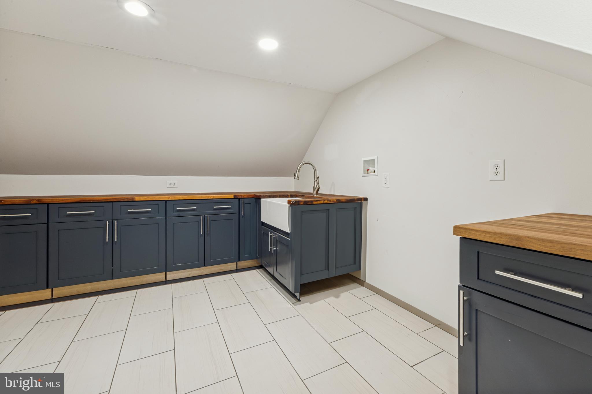 1059 Chews Landing Road Laurel Springs, NJ 08021 - Photo 25 of 48