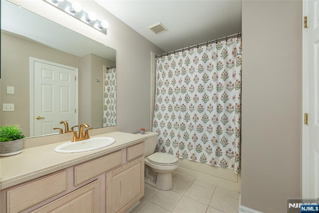 92 Carter Road Wanaque, NJ 07420 - Photo 18 of 21