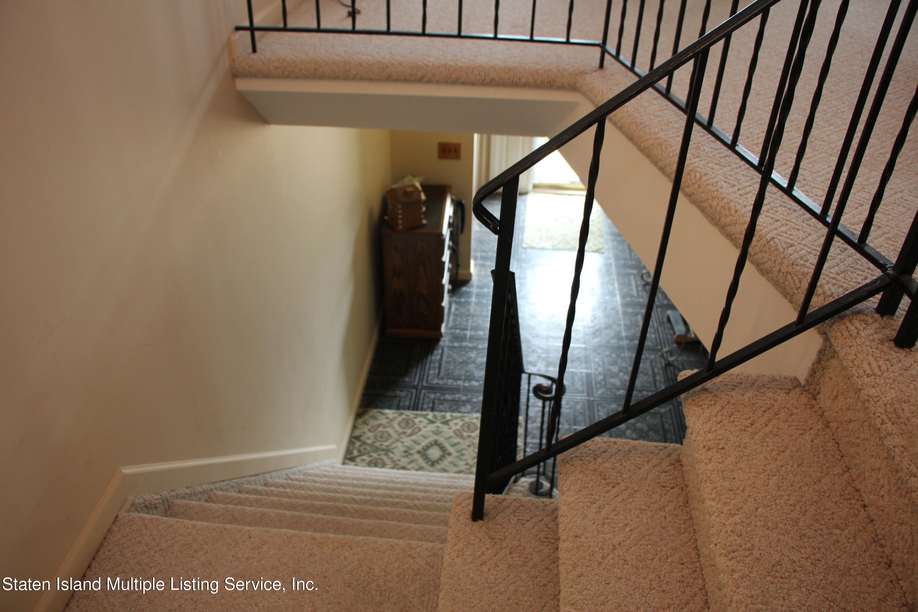 96 Annadale Road Staten Island, NY 10312 - Photo 11 of 29 11 (4)