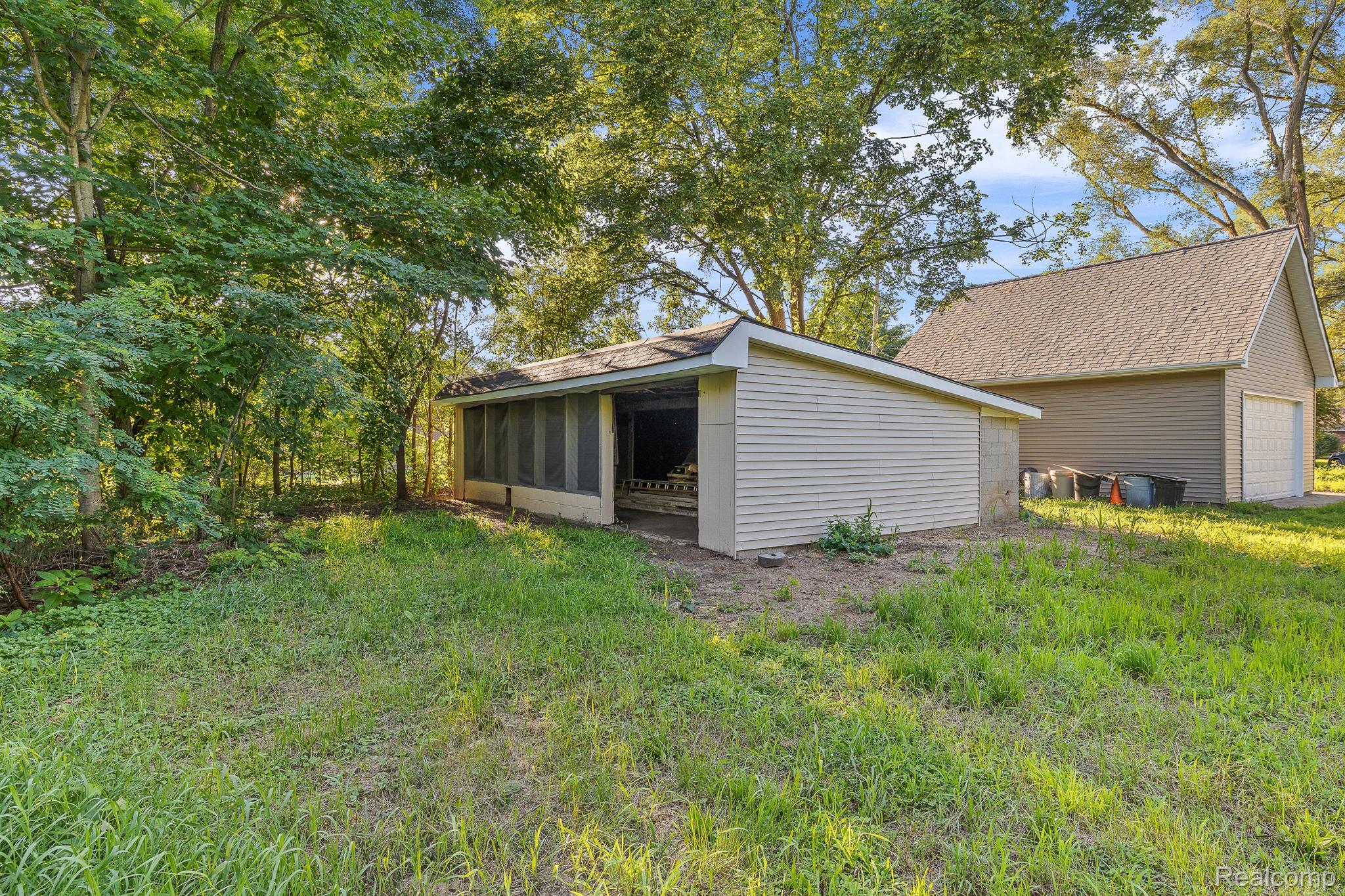 1995 Bass Lake Road Commerce Township, MI 48382 - Photo 11 of 43 Gallery Image 11