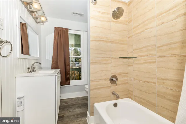 $265,000 | 6 North Farquhar Street, Union Bridge, MD 21791