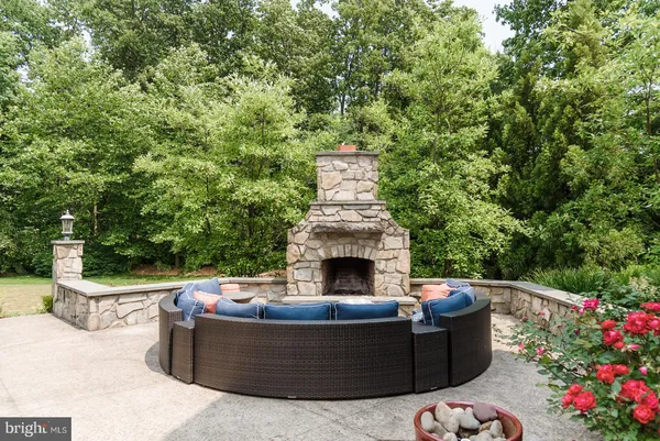 $1,265,000 | 521 Meetinghouse Road, Gap, PA 17527