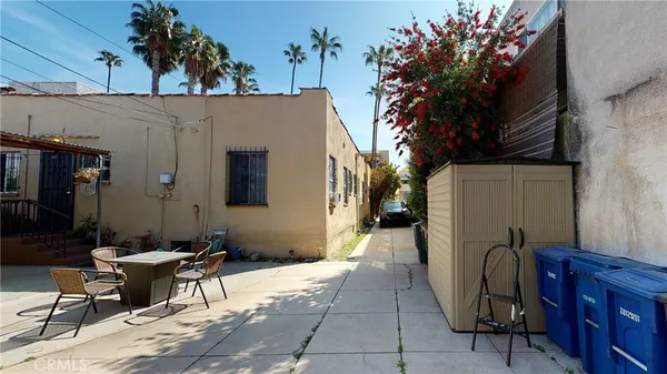 $1,899,000 | 1029 North Orange Grove Avenue, West Hollywood, CA 90046