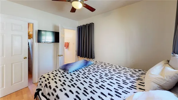 $1,899,000 | 1029 North Orange Grove Avenue, West Hollywood, CA 90046