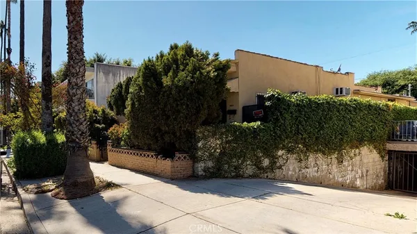 $1,899,000 | 1029 North Orange Grove Avenue, West Hollywood, CA 90046