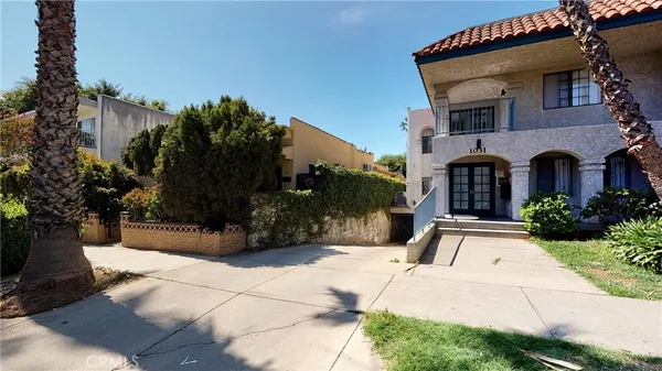 $1,899,000 | 1029 North Orange Grove Avenue, West Hollywood, CA 90046