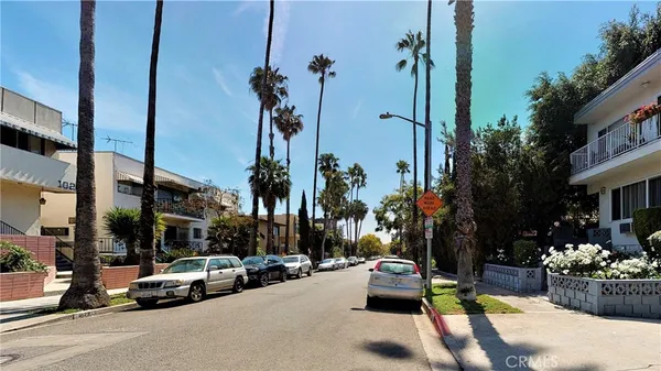 $1,899,000 | 1029 North Orange Grove Avenue, West Hollywood, CA 90046