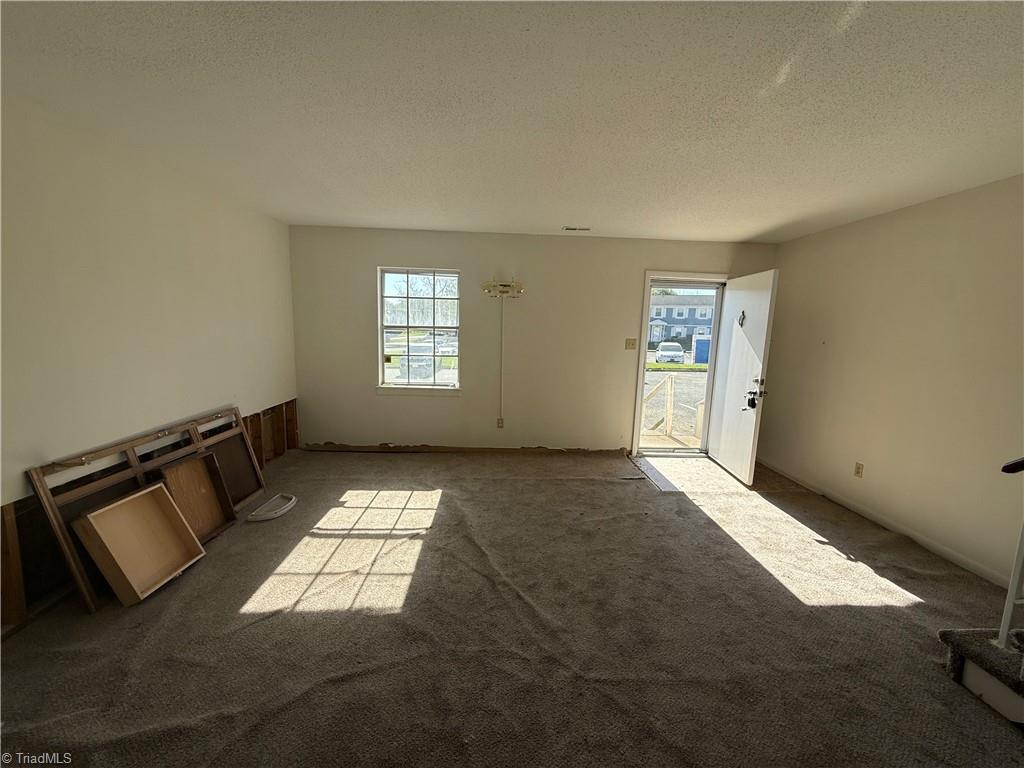 5735 Bramblegate Road, Unit G Greensboro, NC 27409 - Photo 31 of 33 Gallery Image 31