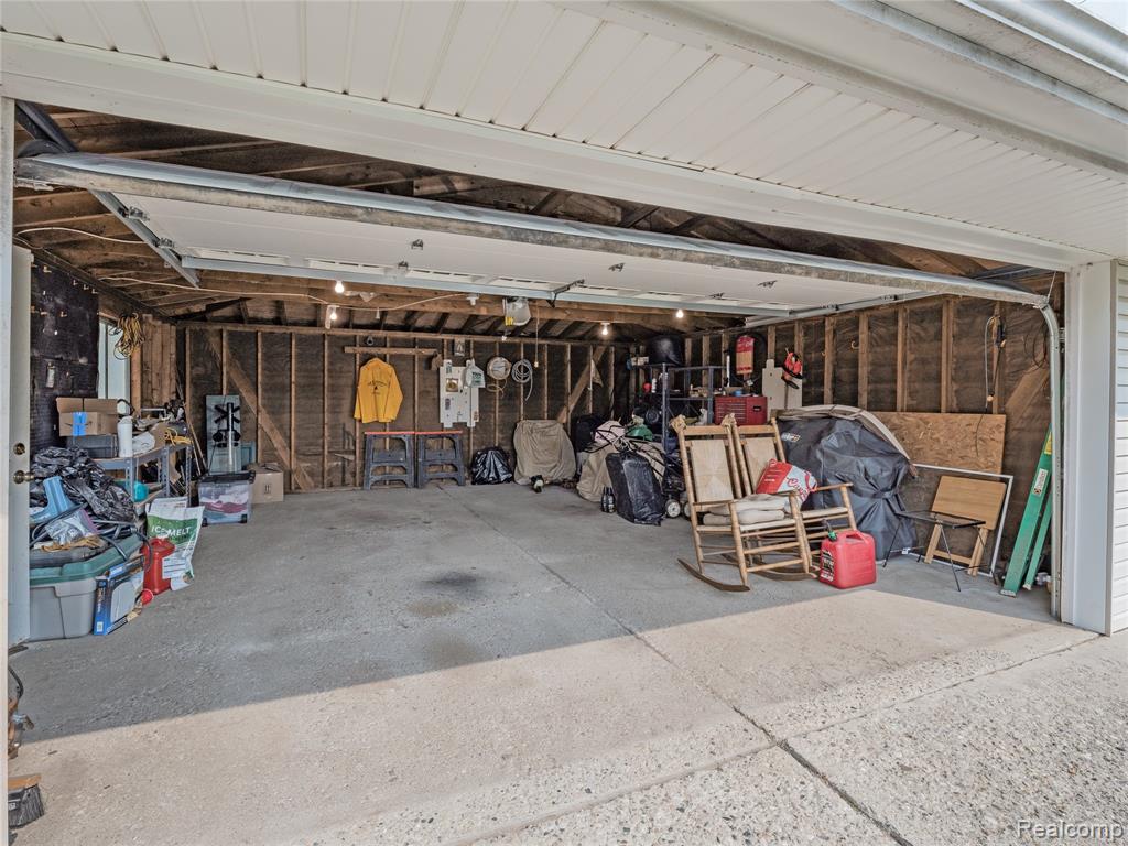 45175 Willis Road Belleville, MI 48111 - Photo 26 of 31 Gallery Image 26