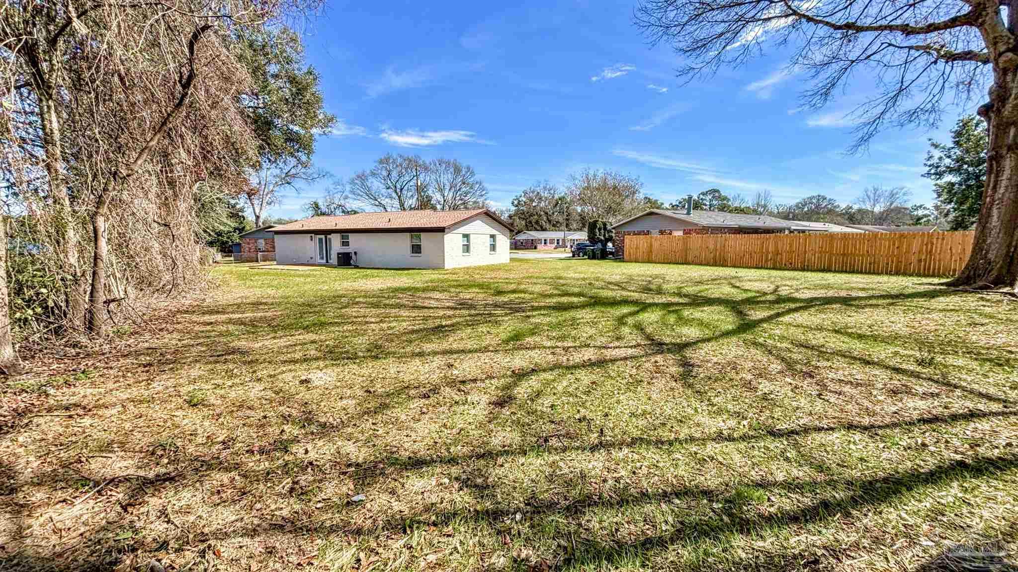 2103 Squire Drive Cantonment, FL 32533 - Photo 21 of 23