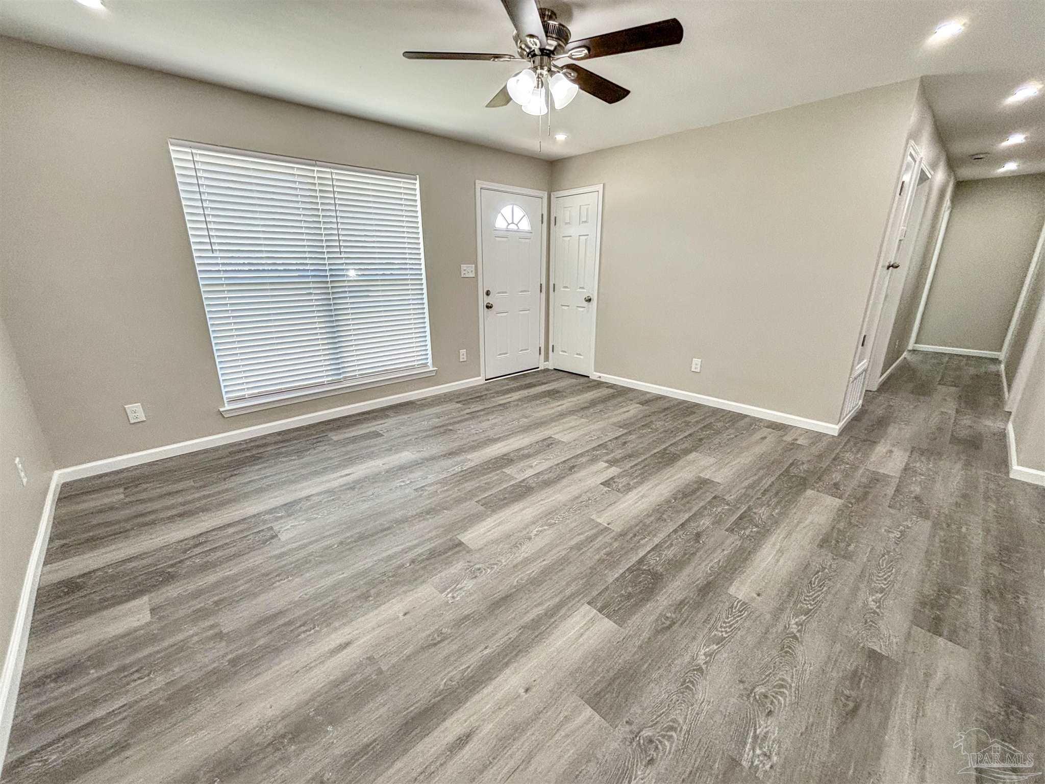 2103 Squire Drive Cantonment, FL 32533 - Photo 3 of 23