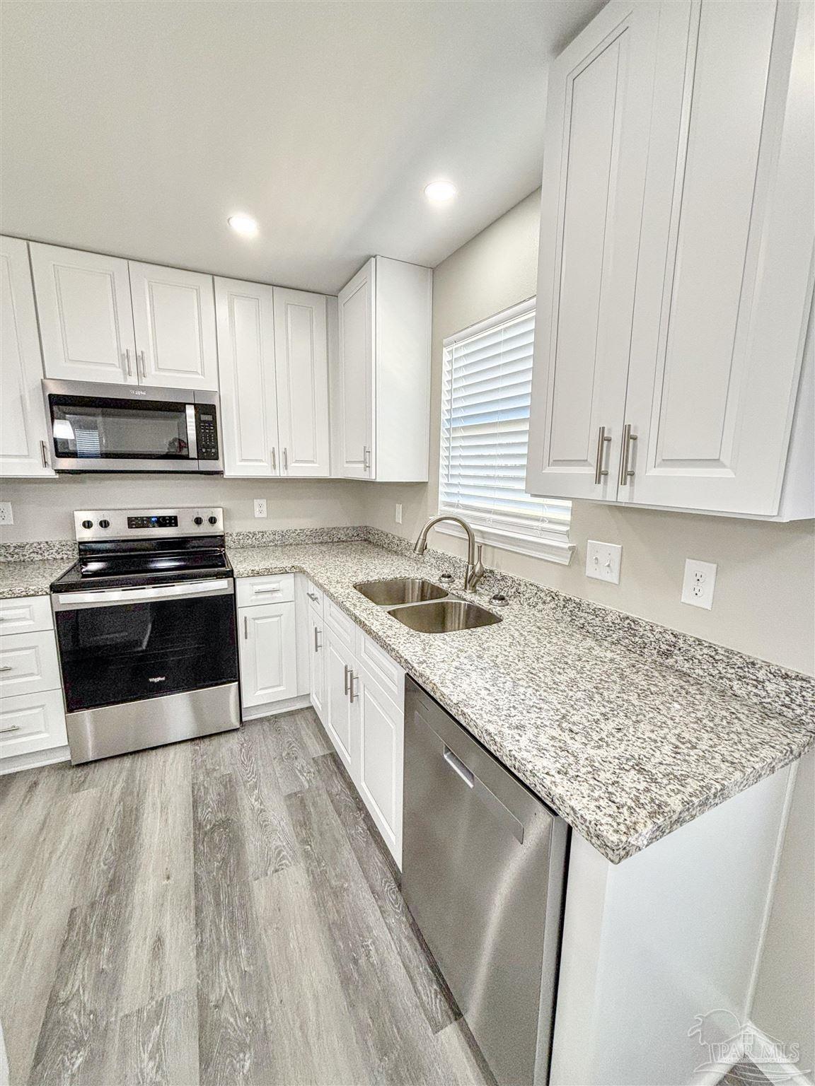 2103 Squire Drive Cantonment, FL 32533 - Photo 7 of 23