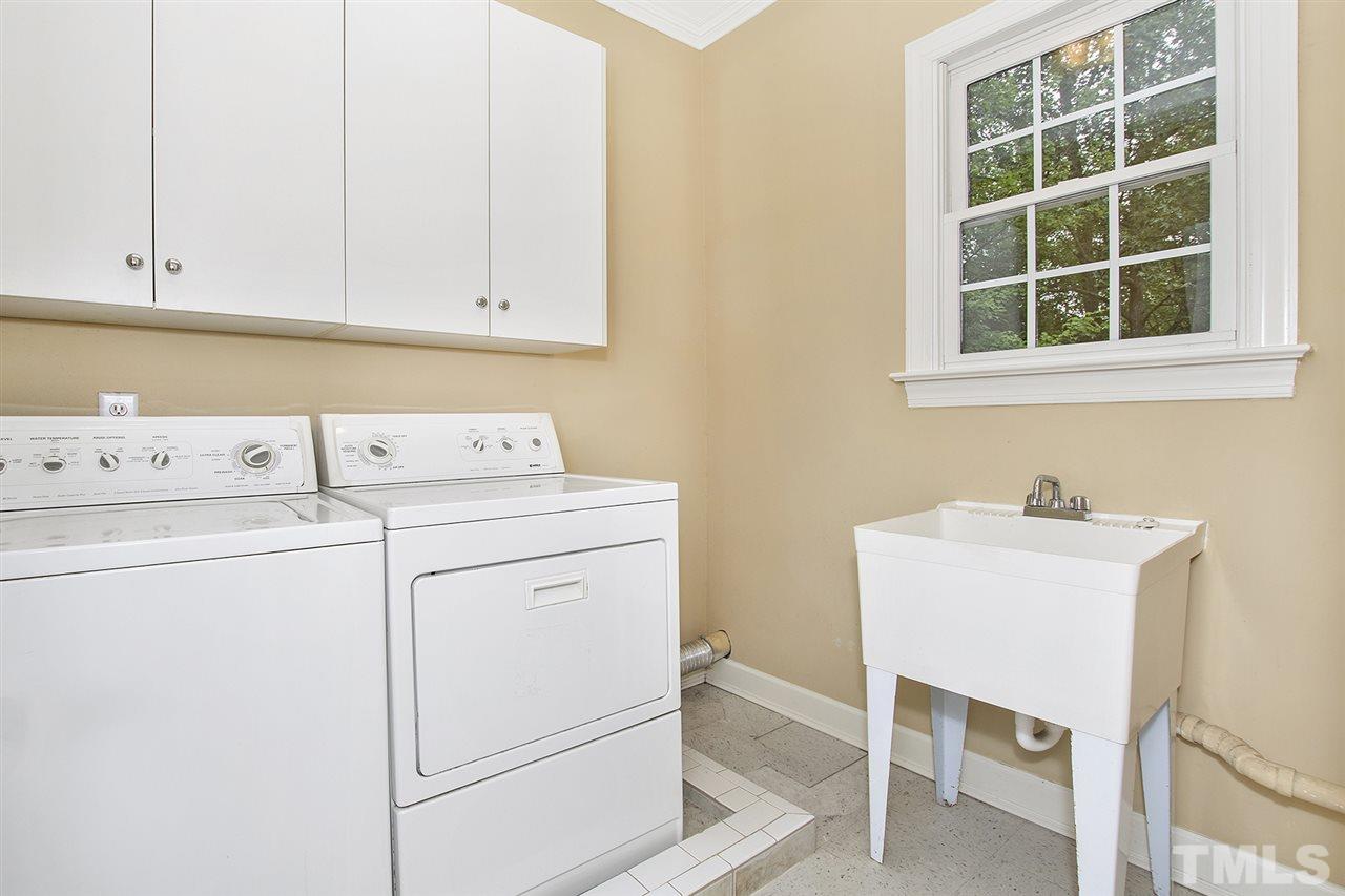 6108 Wilkinsburg Road Raleigh, NC 27612 - Photo 25 of 30