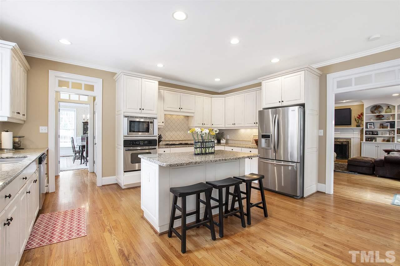 6108 Wilkinsburg Road Raleigh, NC 27612 - Photo 10 of 30