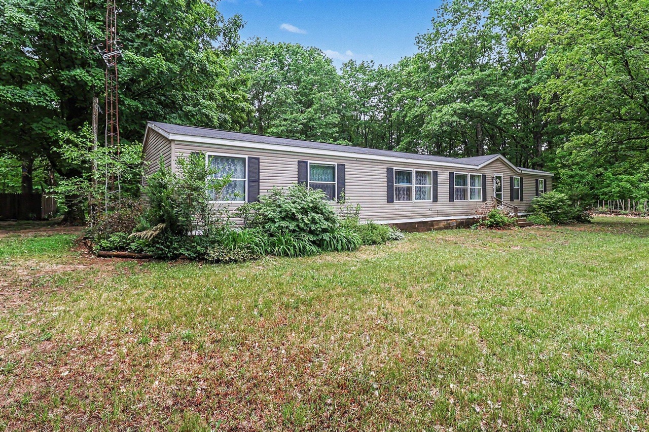4791 East Fox Road Hart, MI 49420 - Photo 4 of 37