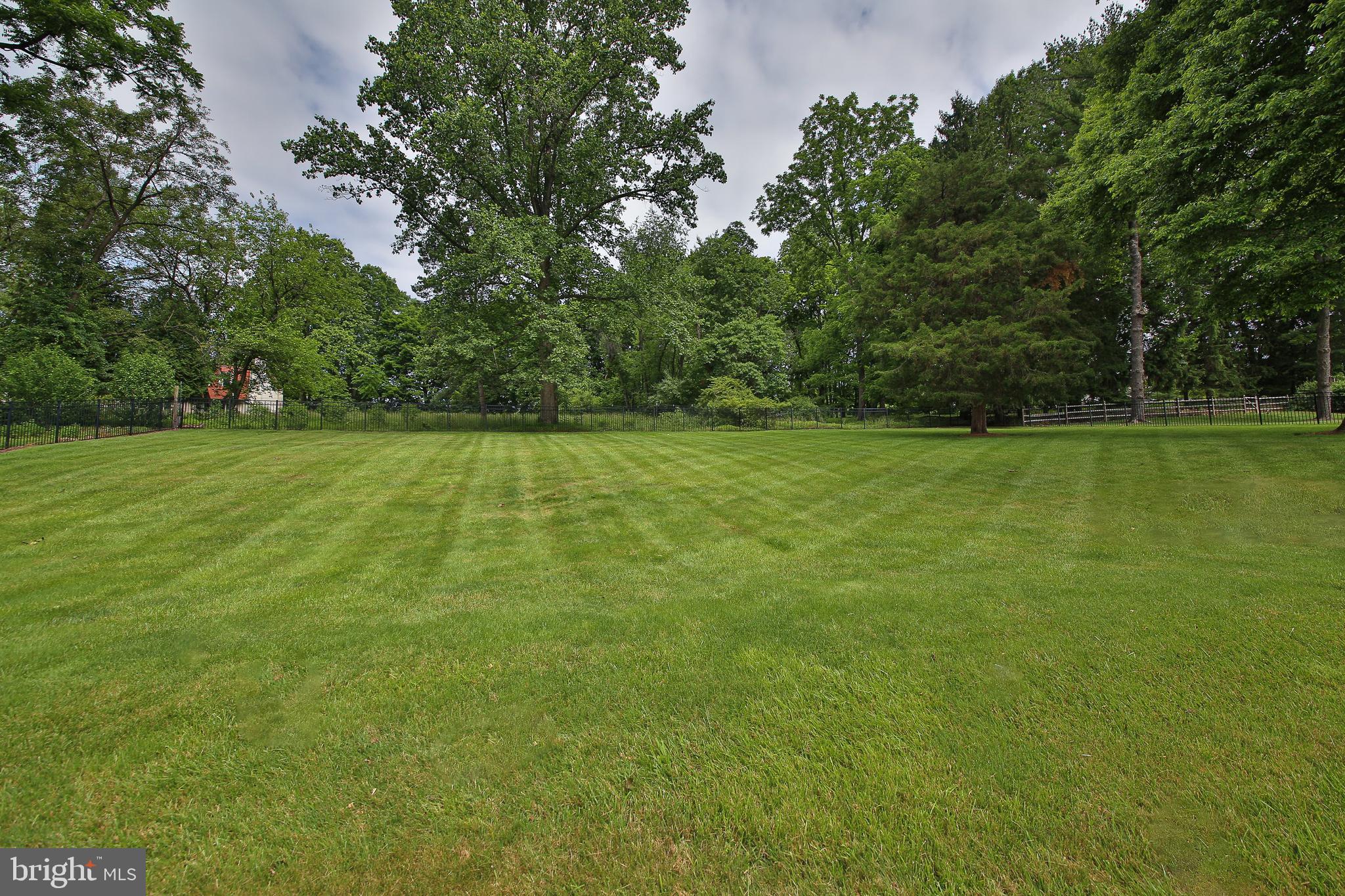 5825 South Deer Run Road Doylestown, PA 18902 - Photo 4 of 43