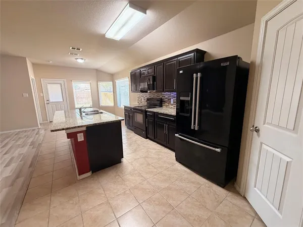 $2,100 | 2509 Stonewall Lane, Fort Worth, TX 76123